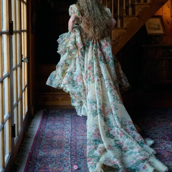 Selkie The Butter Rose In Bloom Bridal Gown with Selkie Gown Zip Bag - Size XL - Picture 2 of 14